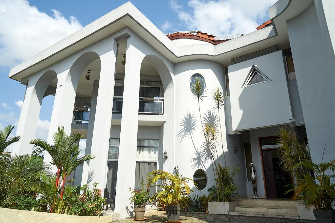 Seddo Guest House Abidjan Exterior photo